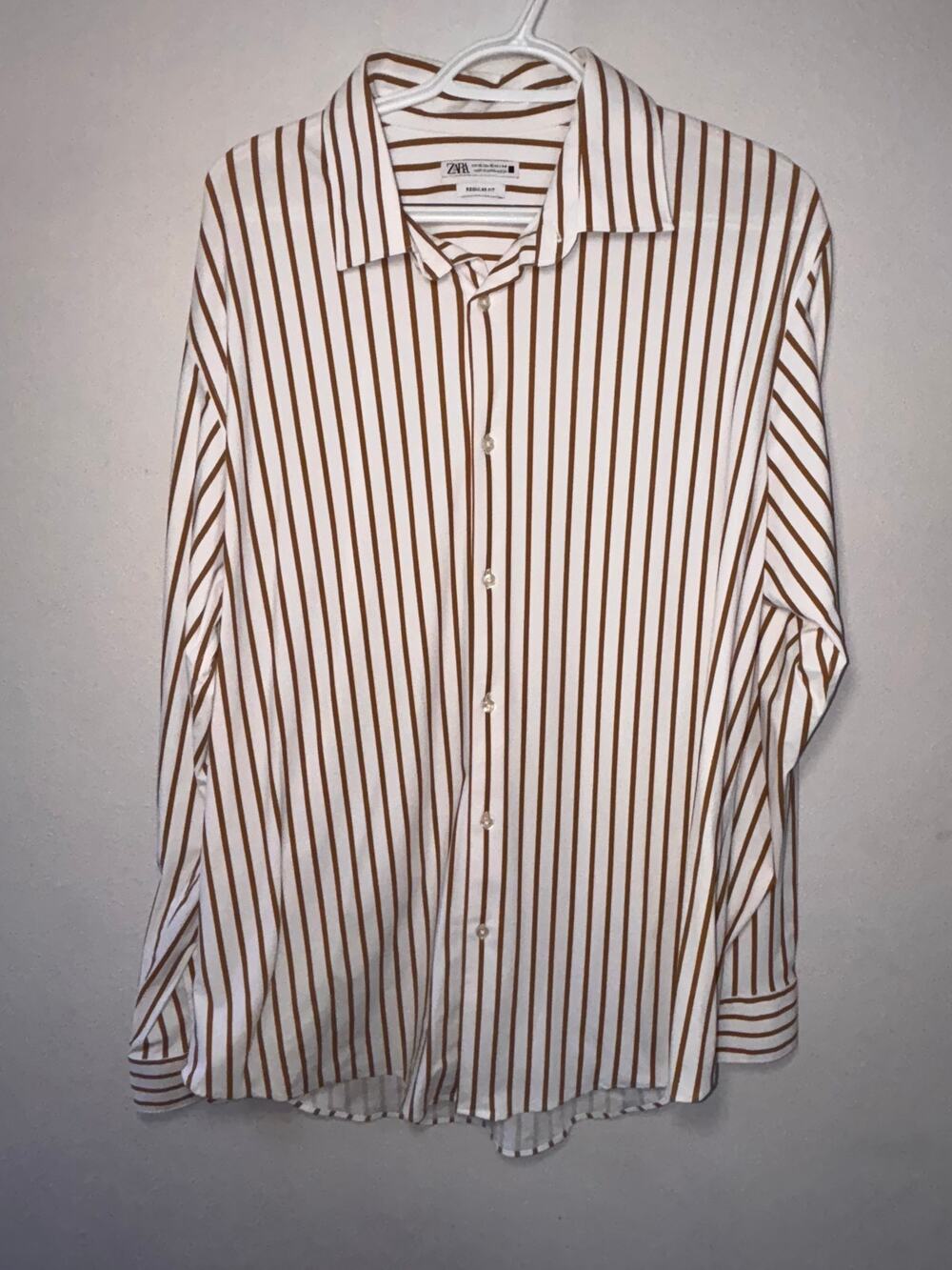 Zara XL Men’s Regular Fit Button Up